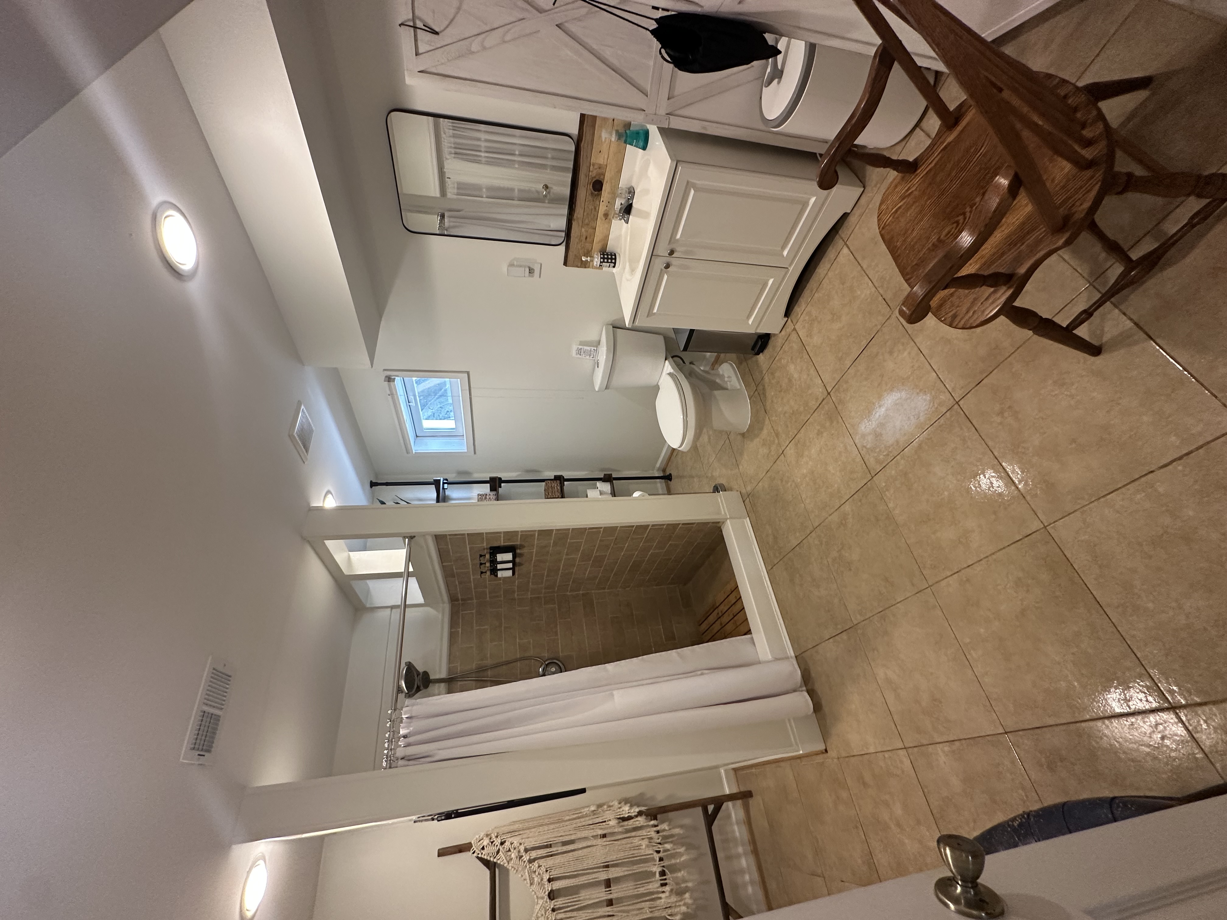 Rental turnover cleaning result by Miracle Home Makeover LLC
