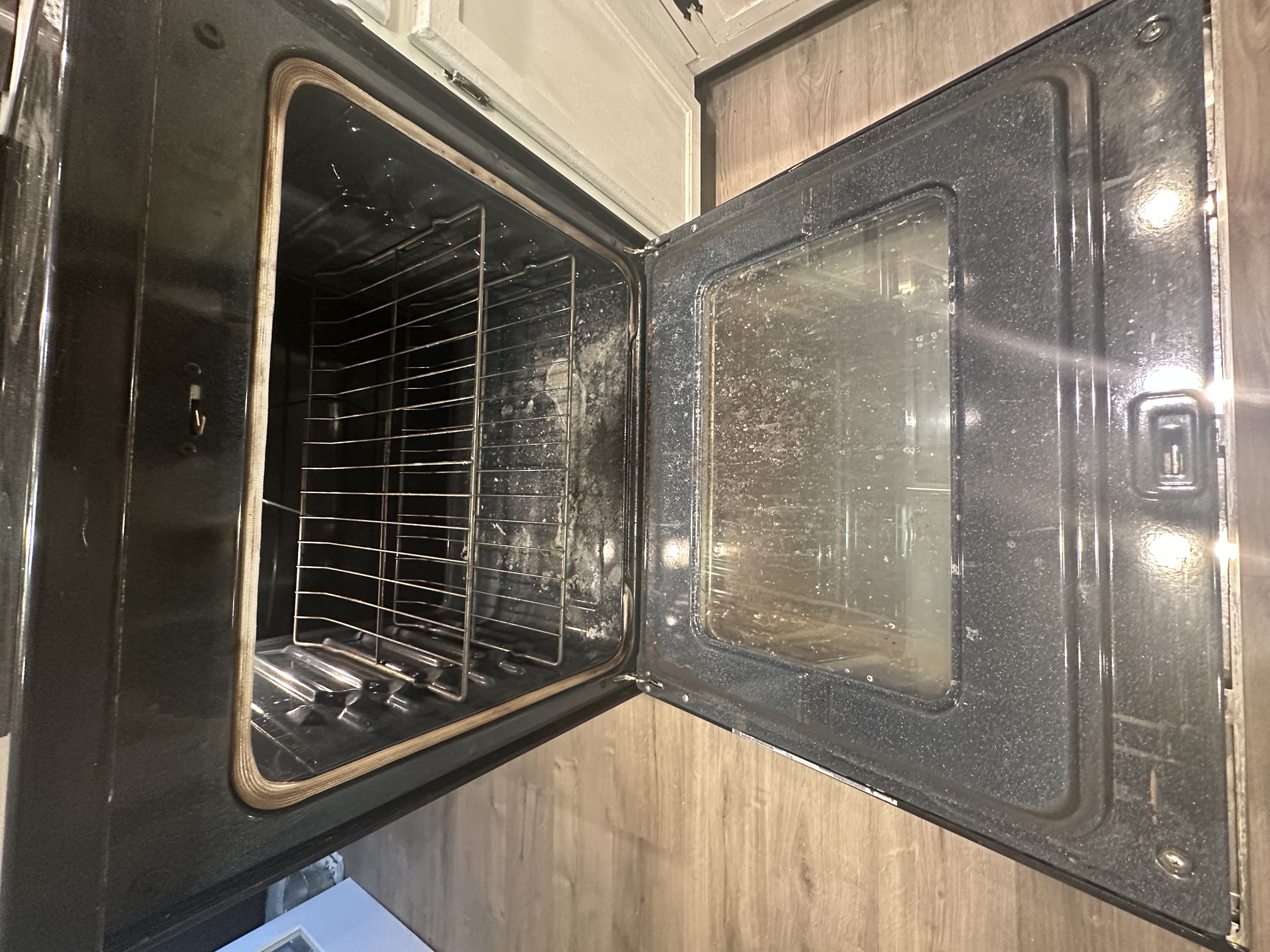 Detailed deep cleaning before result by Miracle Home Makeover LLC