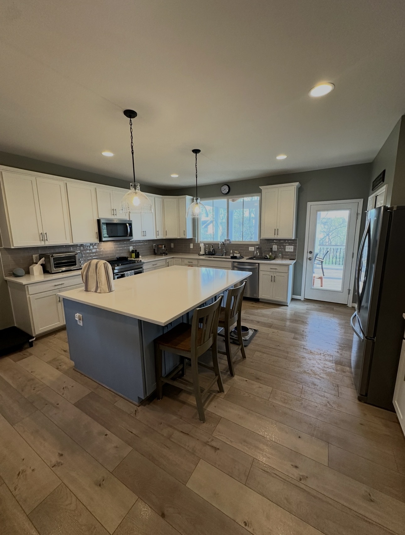 Finished clean result by Miracle Home Makeover LLC